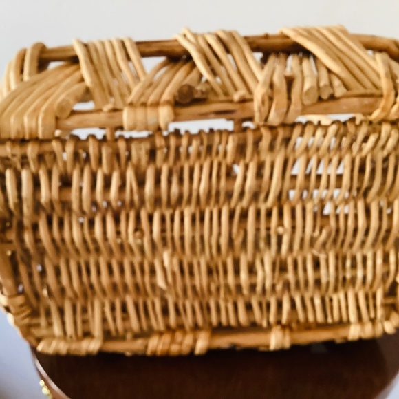 Wicker Organizational Basket, wicker storage basket, Basket Decor - Picture 5 of 5